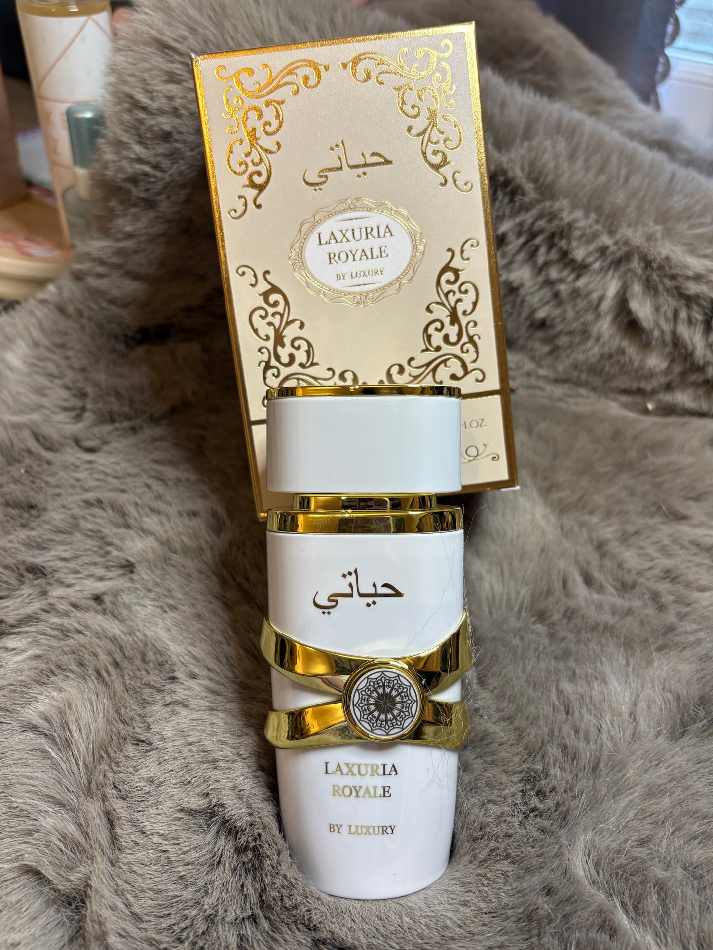 Parfum luxuria royale hayati